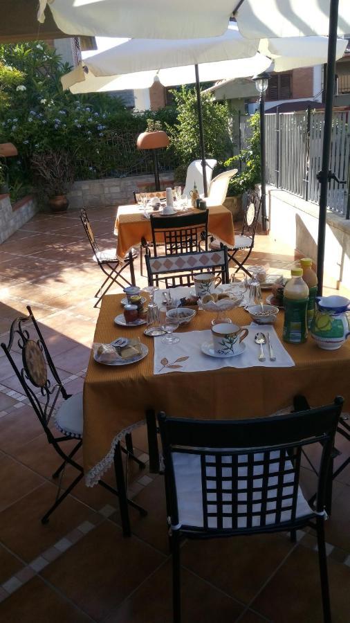 B&B Villa Carmen Sant'Alessio Siculo Luaran gambar