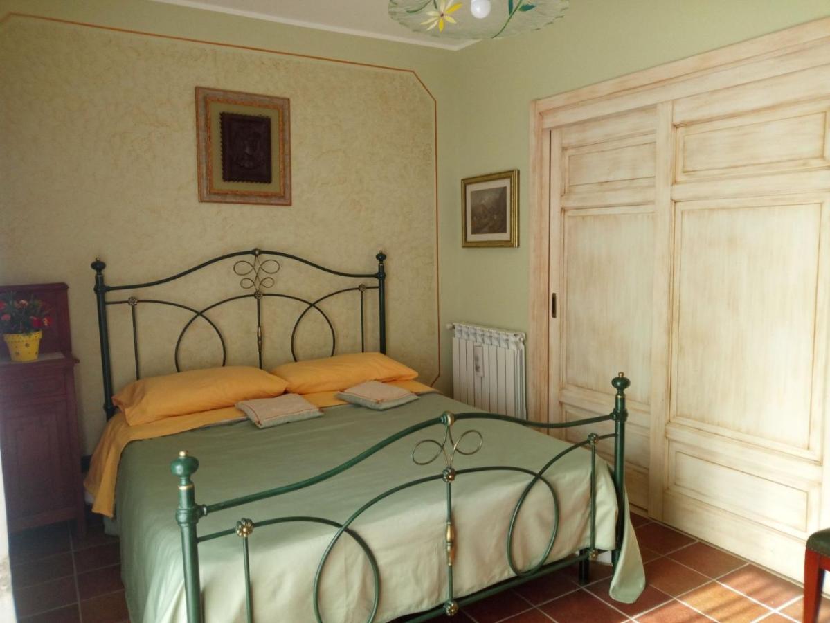 B&B Villa Carmen Sant'Alessio Siculo Luaran gambar