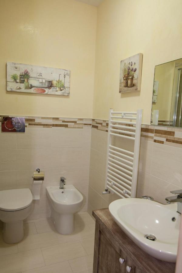 B&B Villa Carmen Sant'Alessio Siculo Luaran gambar